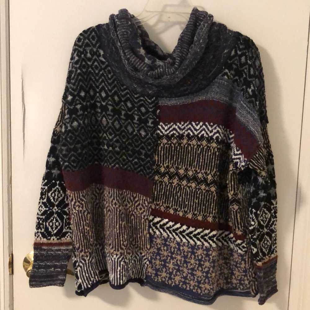 Free People cowl neck sweater size XS